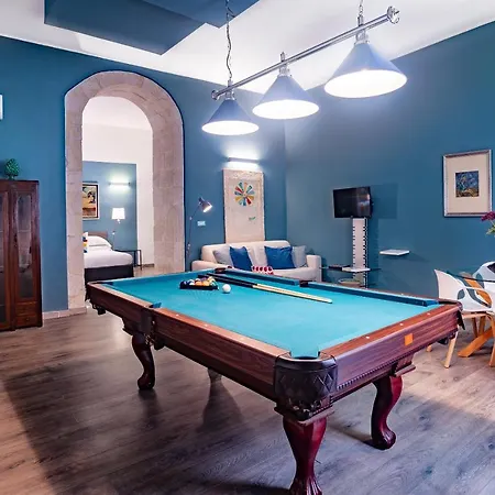 Palazzo Gilistro فندق مبيت وإفطار 3*