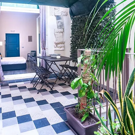 Palazzo Gilistro Bed and Breakfast 3*